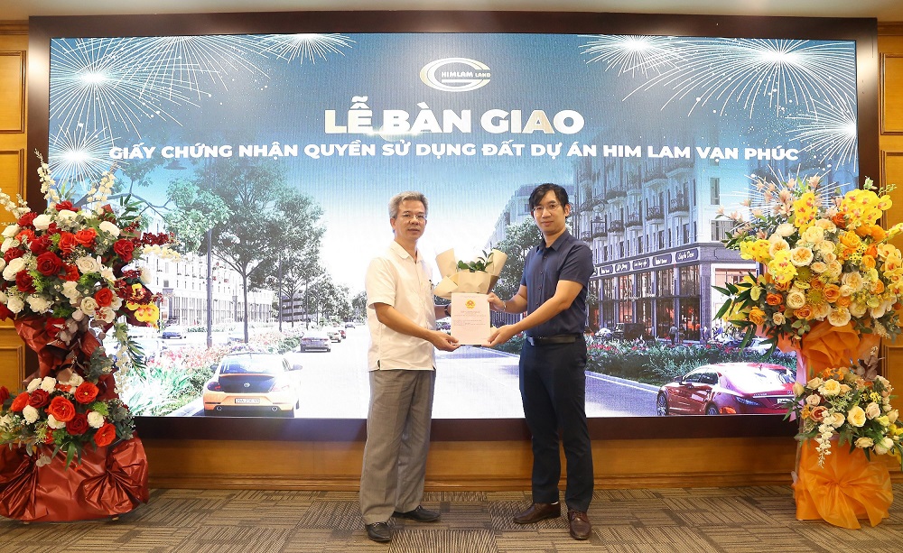 HIM LAM LAND BÀN GIAO SỔ ĐỎ CHO CƯ DÂN HIM LAM VẠN PHÚC